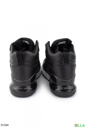 Мужские зимние черные кроссовки на шнуровке