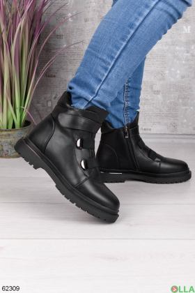 Жіночі зимові чорні черевики
