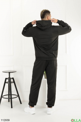 Чоловічий чорний спортивний костюм з капюшоном