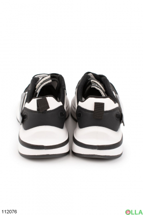 Жіночі чорно-білі кросівки