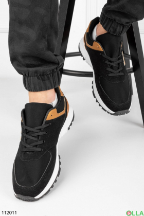 Мужские черно-бежевые кроссовки на шнуровке