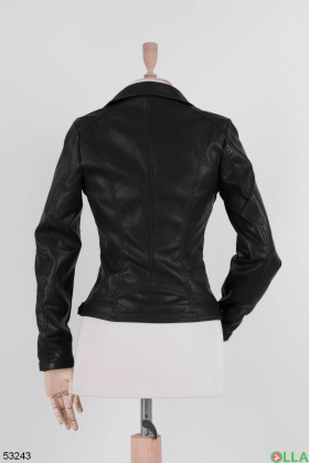 Жіноча чорна куртка
