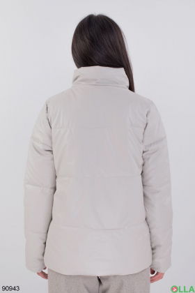 Женская светло-серая куртка из эко-кожи