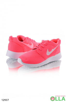 Бігові рожеві кросівки