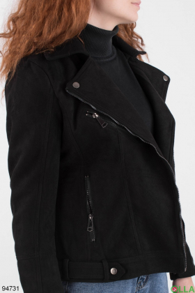 Женская черная куртка из эко-замши
