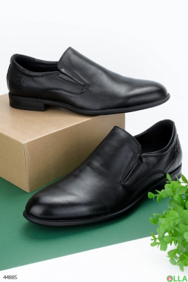 Чоловічі чорні туфлі в класичному стилі