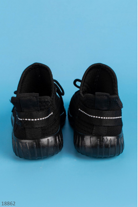 Чорний кросівки для хлопчиків. .Meitesi