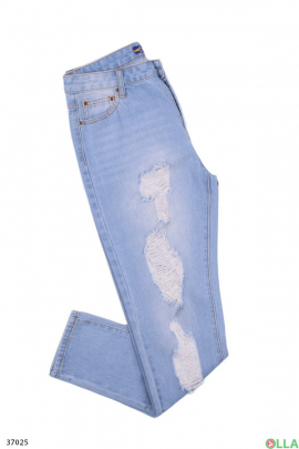Женские джинсы с порванностями