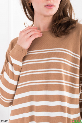 Женский двухцветный свитер в полоску
