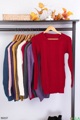 Жіночий бордовий светр