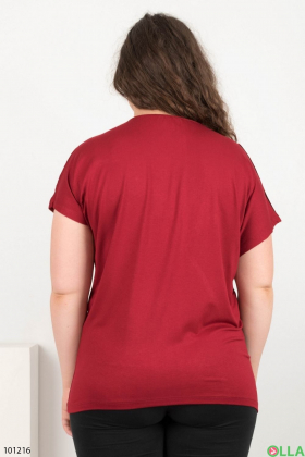 Жіноча червона футболка