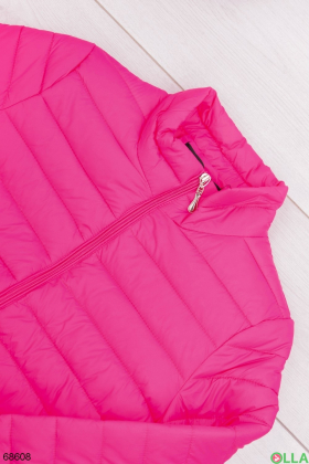Женская розовая куртка без капюшона