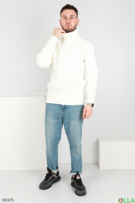 Мужской белый свитер 