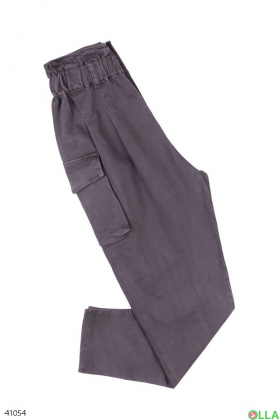 Женские темно-серые брюки с карманами