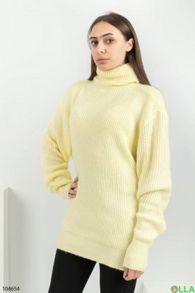 Женский желтый свитер