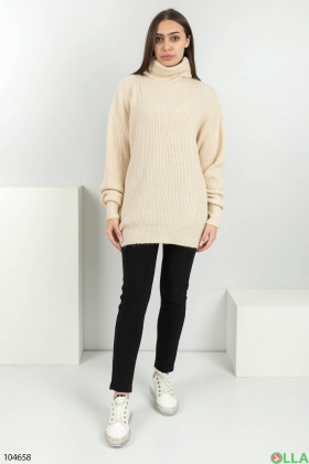 Жіночий світло-бежевий светр