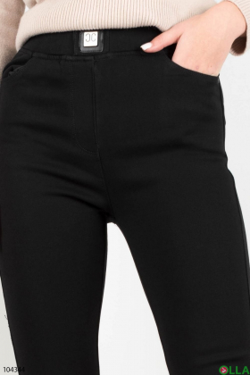 Женские черные брюки-скинни на флисе