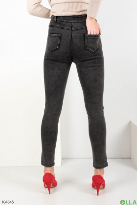 Жіночі темно-сірі джинсы-скінні на флісі