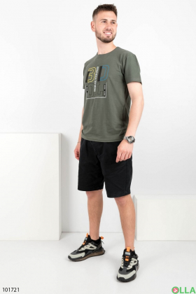 Мужская футболка цвета хаки с рисунком
