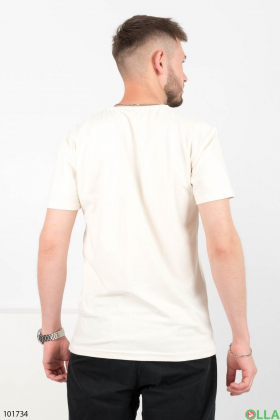 Мужская футболка молочного цвета с рисунком