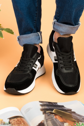 Чоловічі чорно-білі кросівки на шнурівці