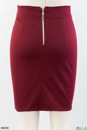 Женская красная трикотажная юбка