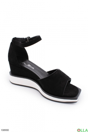 Women's black wedge sandals