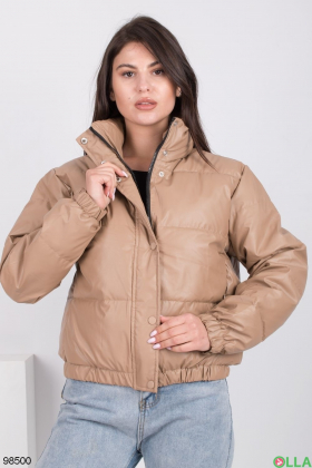 Женская бежевая куртка из эко-кожи