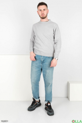 Men's gray sweater