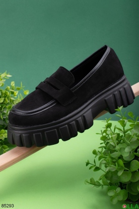 Women's black slip-on shoes