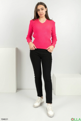 Жіночий рожевий светр