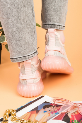 Жіночі сіро-рожеві кросівки на шнурівці