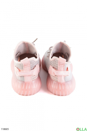 Женские серо-розовые кроссовки на шнуровке