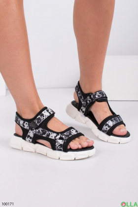 Women's sandals in a sporty style