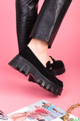 Женские черные туфли из эко-замши на платформе