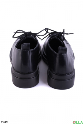 Женские черные туфли из эко-кожи