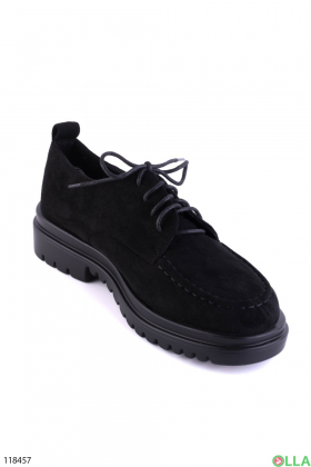 Women's black shoes made of eco-suede