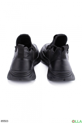 Мужские черные кроссовки из эко-кожи