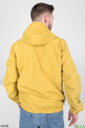 Чоловіча жовта куртка-ветровка