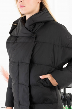 Жіноча чорна куртка демісезонна