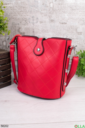 Женская красная сумка