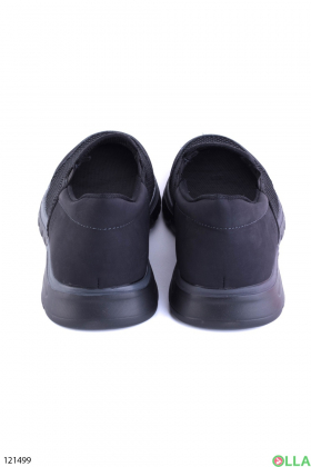 Мужские черные кроссовки с сеткой