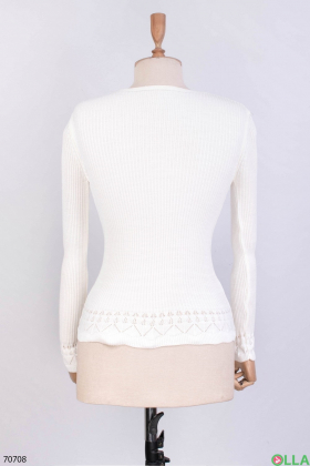 Женский белый трикотажный свитер