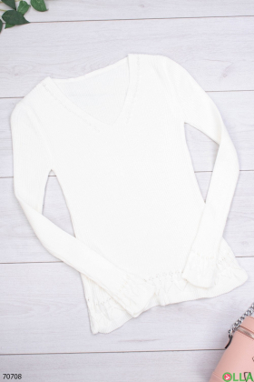 Жіночий білий трикотажний светр
