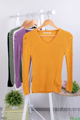 Жіночий помаранчевий трикотажний светр