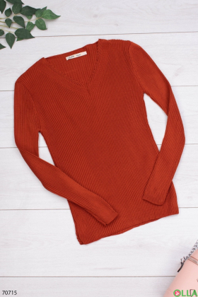Женский красный трикотажный свитер