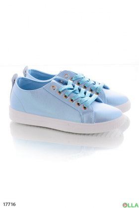 Light blue lace-up sneakers
