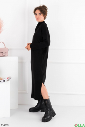 Женское черное платье с длинным рукавом