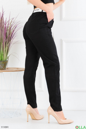 Жіночі чорні брюки з ременем