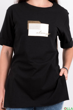 Женская черная футболка с рисунком